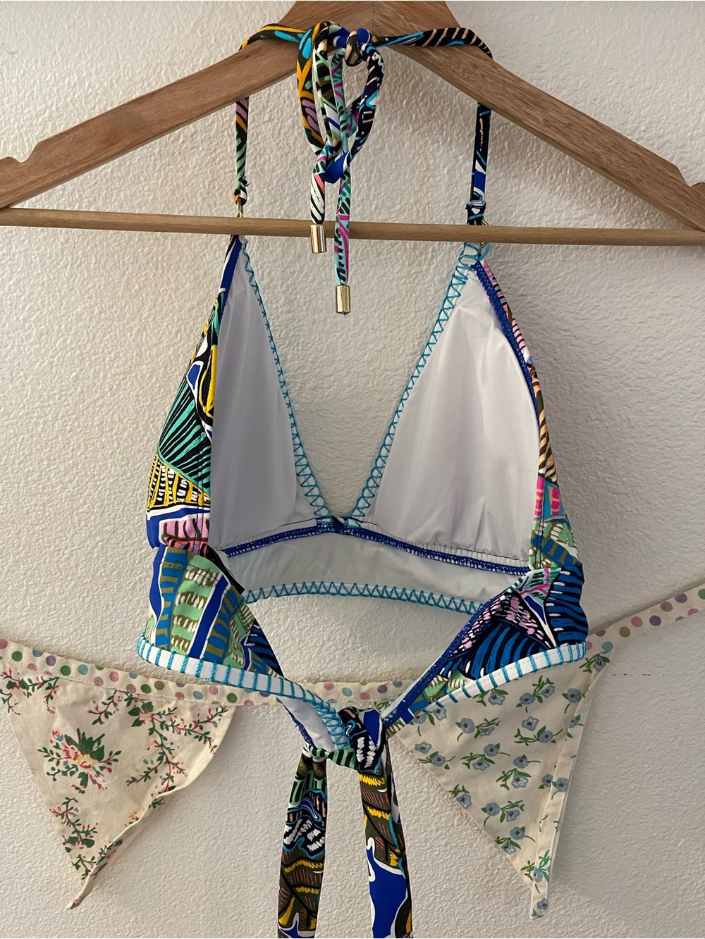 La Blanca neon halter neck bikini top - Picture 4 of 6